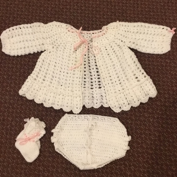 New Handmade Crochet Baby Set - Picture 1 of 6